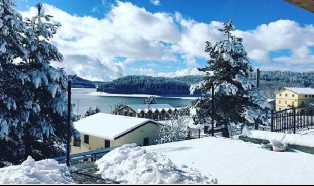 Bed and Breakfast A Due Passi Lorica Exterior foto